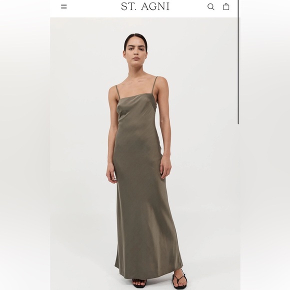 green emerald velvet dress St. Agni | Halter Plunge Dress
